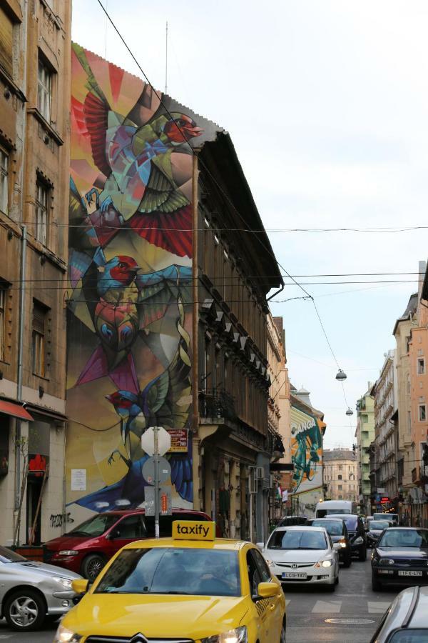 Rockstar Suite In Ruin Quarter Budapeste Exterior foto